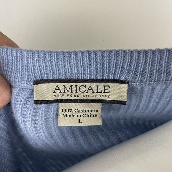 Amicale Blue Women’s L Crewneck Sweater 100 Cashmere Dip Dye  Classic Preppy - Picture 6 of 8